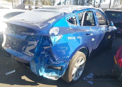 2023 Tesla Model Y Awd/Long Range Dual Motor All-Wheel Drive from USA, damaged, VIN 7SAYGDEE8PF928387